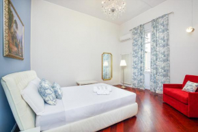 Two-room apartment in Como Center Como